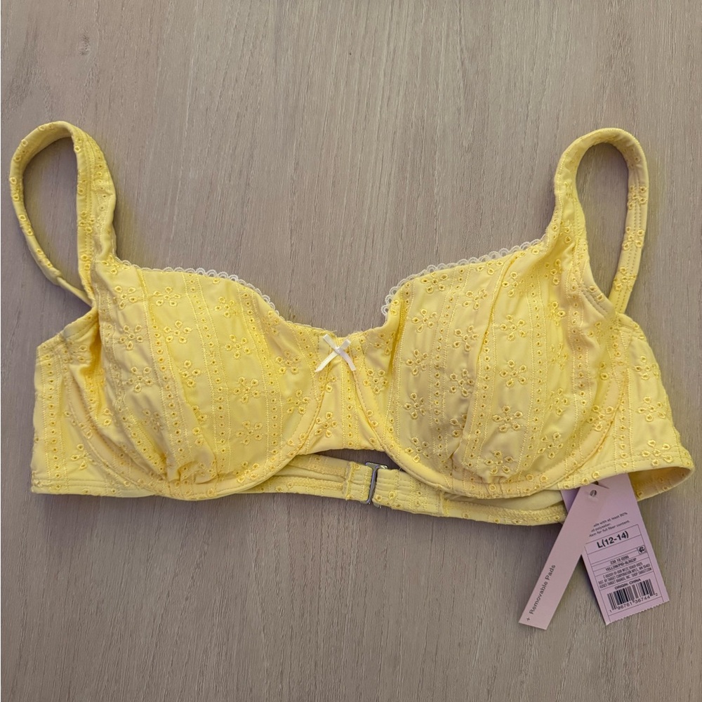 NWT Wild Fable Eyelet Underwire Bikini top